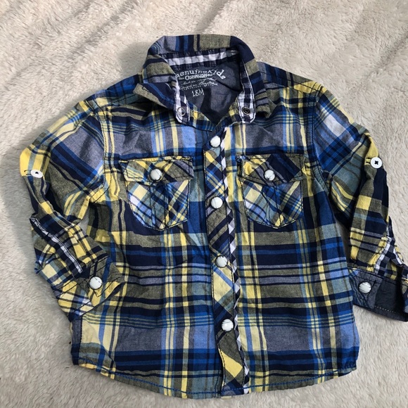 Genuine Kids Oshkosh boy plaid button down - Picture 1 of 4